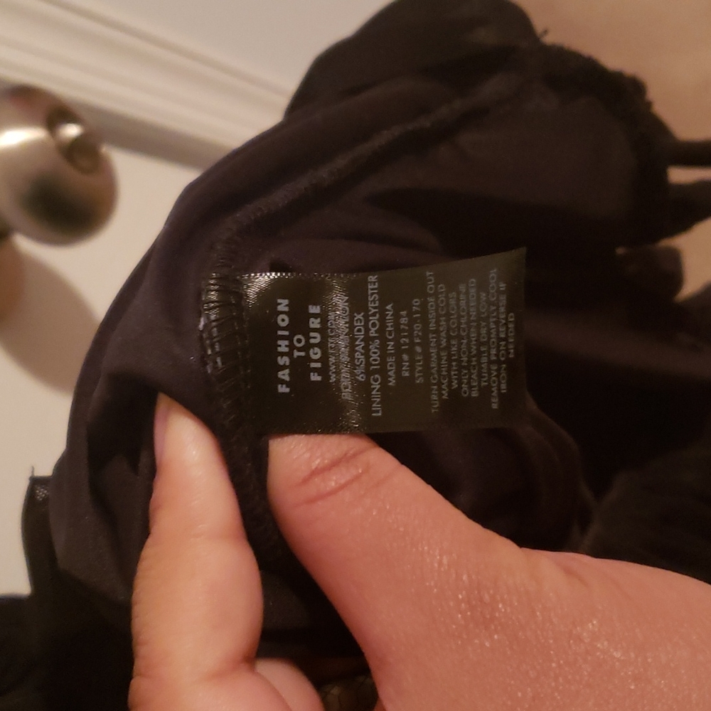 FTF Mesh Ruched LBD - Picture 9 of 10
